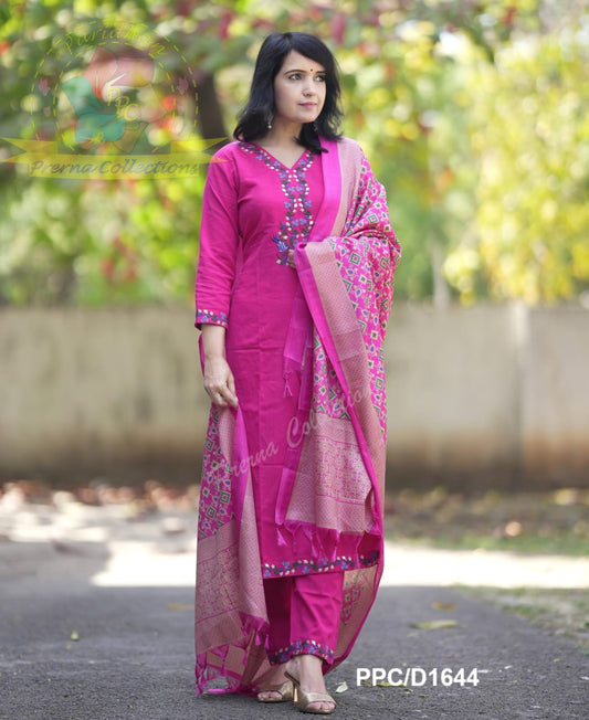 Beautiful Premium gajji Silk kurta with embroided neck line and yoke