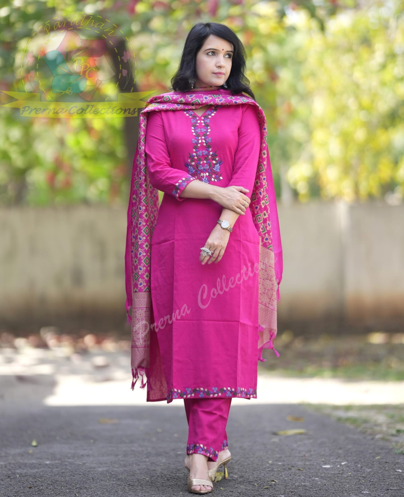 Beautiful Premium gajji Silk kurta with embroided neck line and yoke