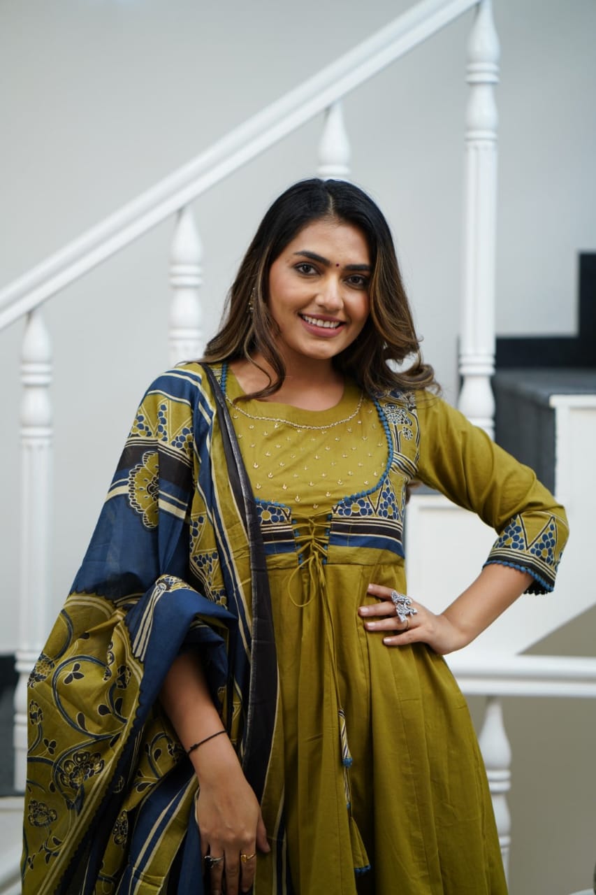 lightens the soul cotton  anarkali set